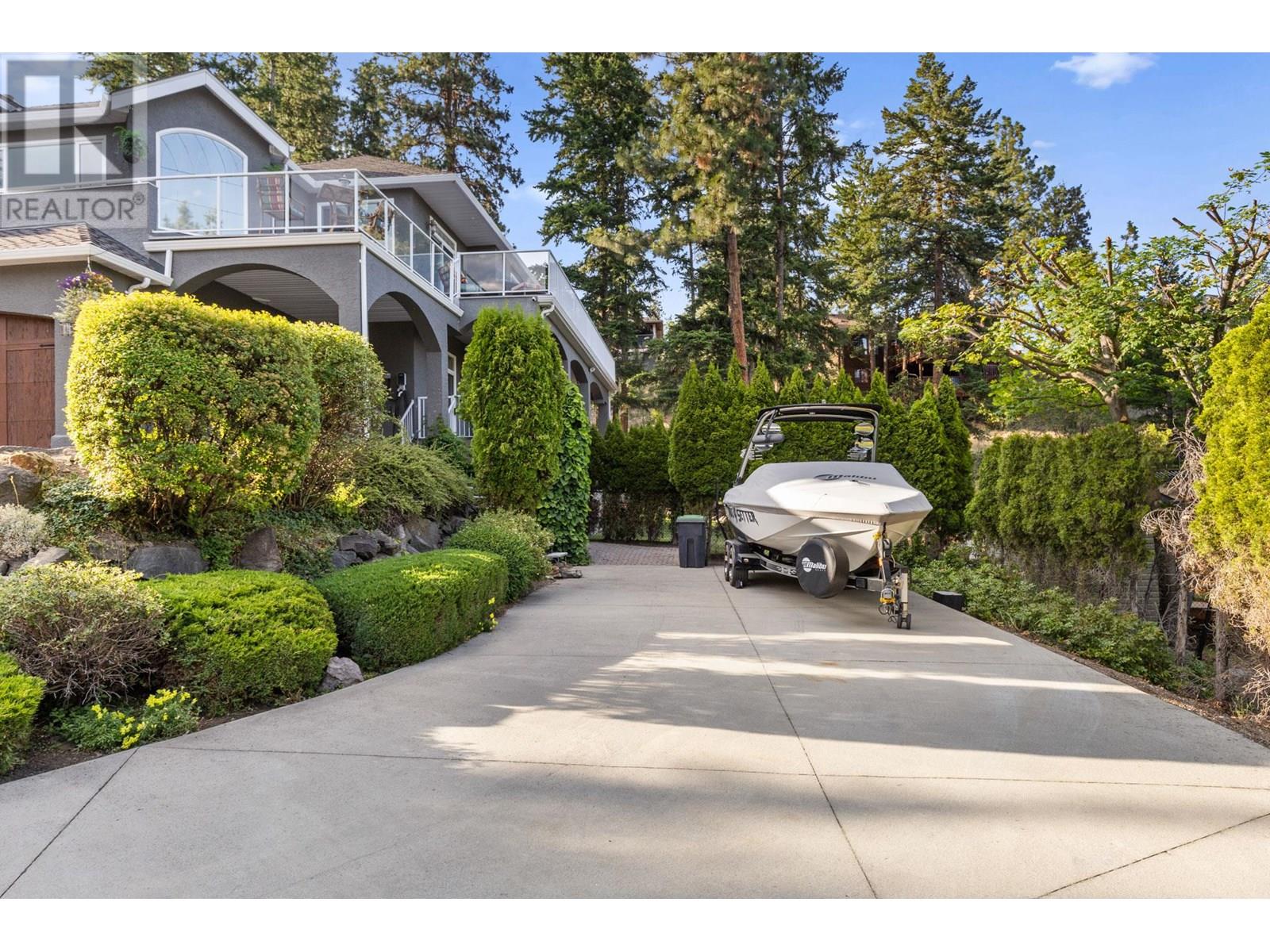  1831 Horizon Drive, West Kelowna