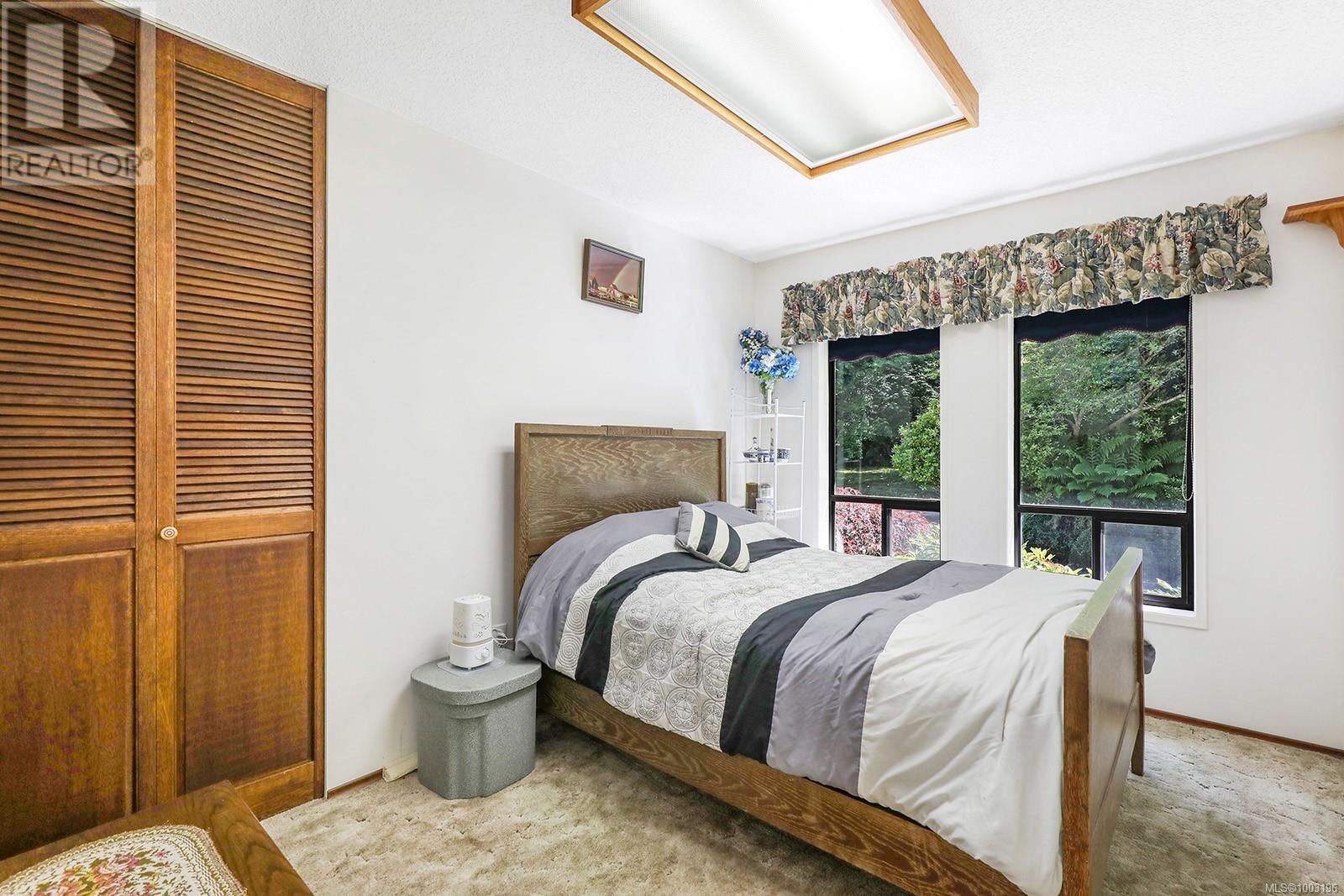 Photo 24 of 970 Mclean Rd, Qualicum Beach BC