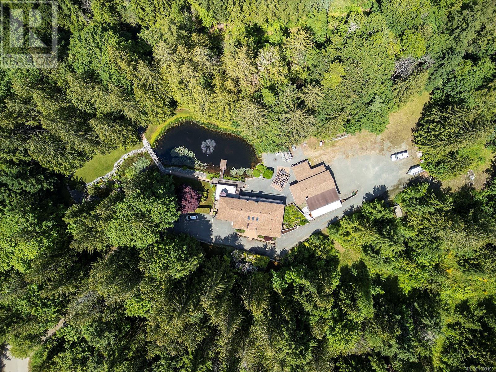 Photo 40 of 970 Mclean Rd, Qualicum Beach BC