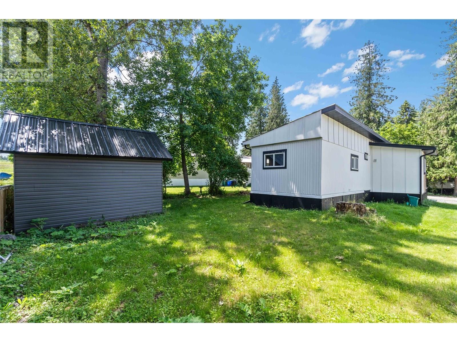 Photo 40 of 4061 11 Avenue Ne Unit 10, Salmon Arm BC