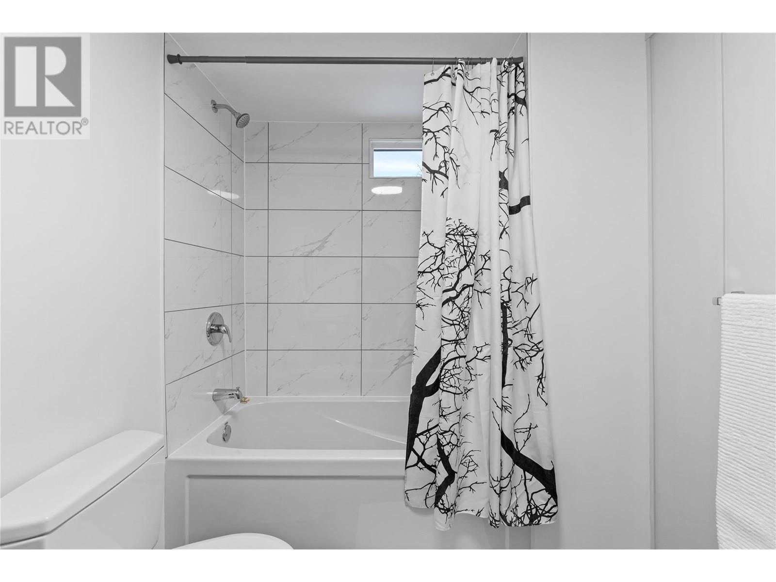 Photo 23 of 4061 11 Avenue Ne Unit 10, Salmon Arm BC