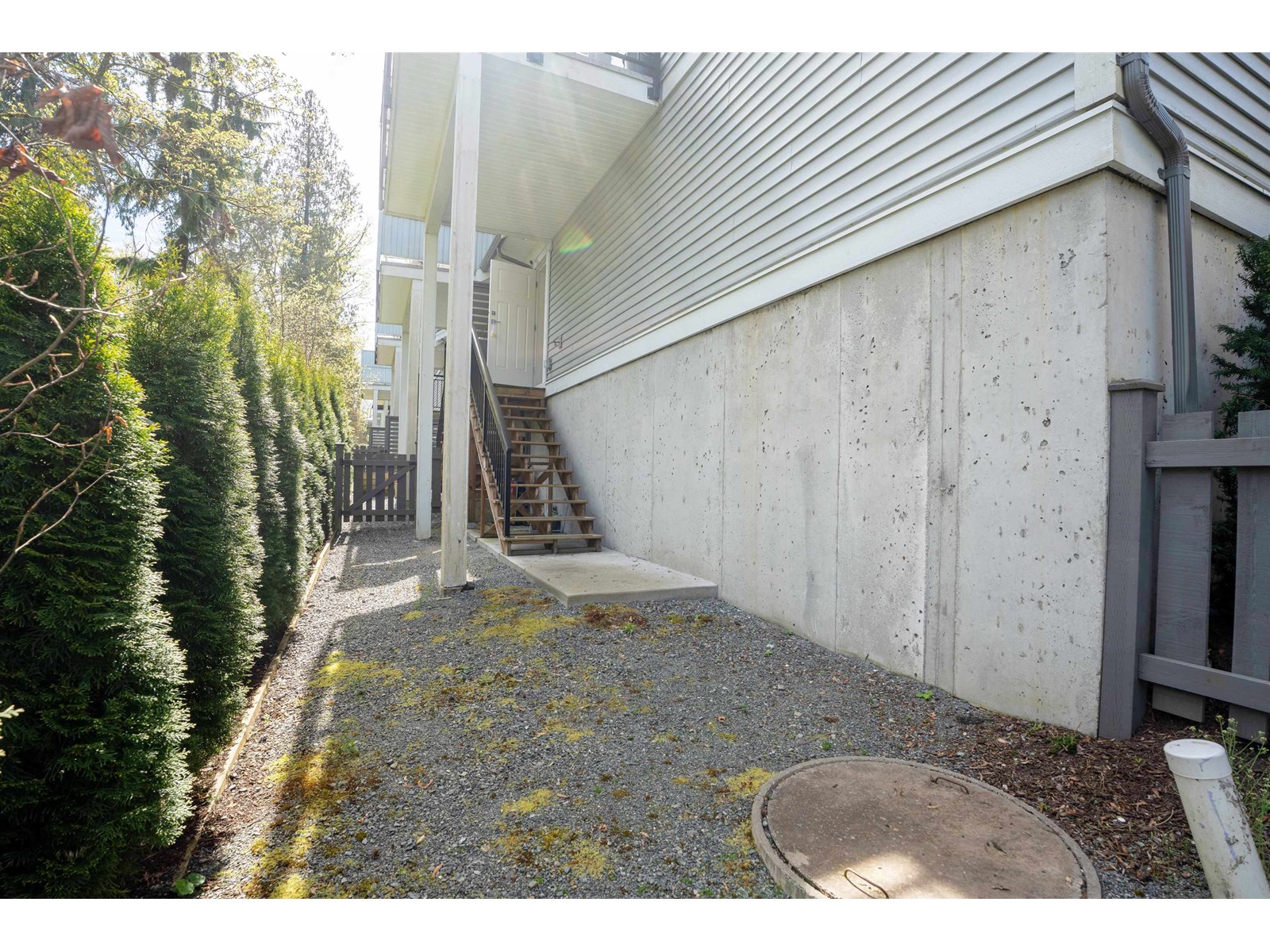 Photo 28 of 53 9688 162 A Street, Surrey BC