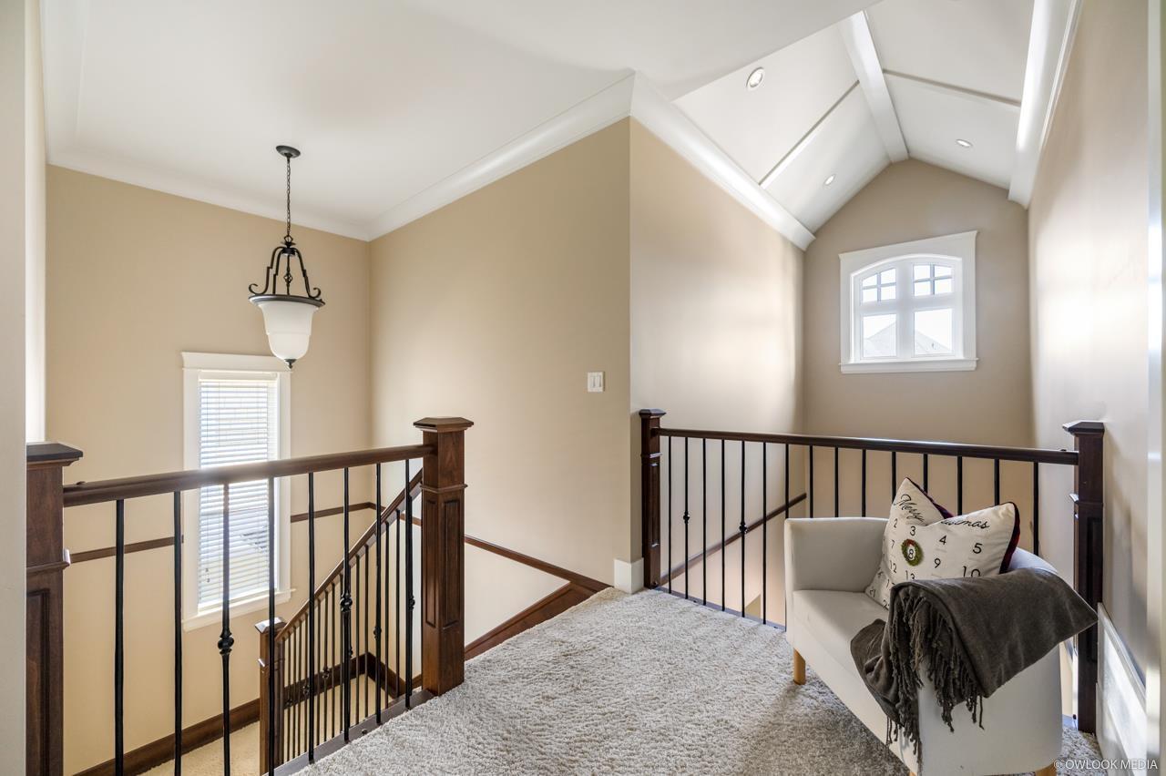 Photo 16 of 16228 25 Avenue, Surrey BC