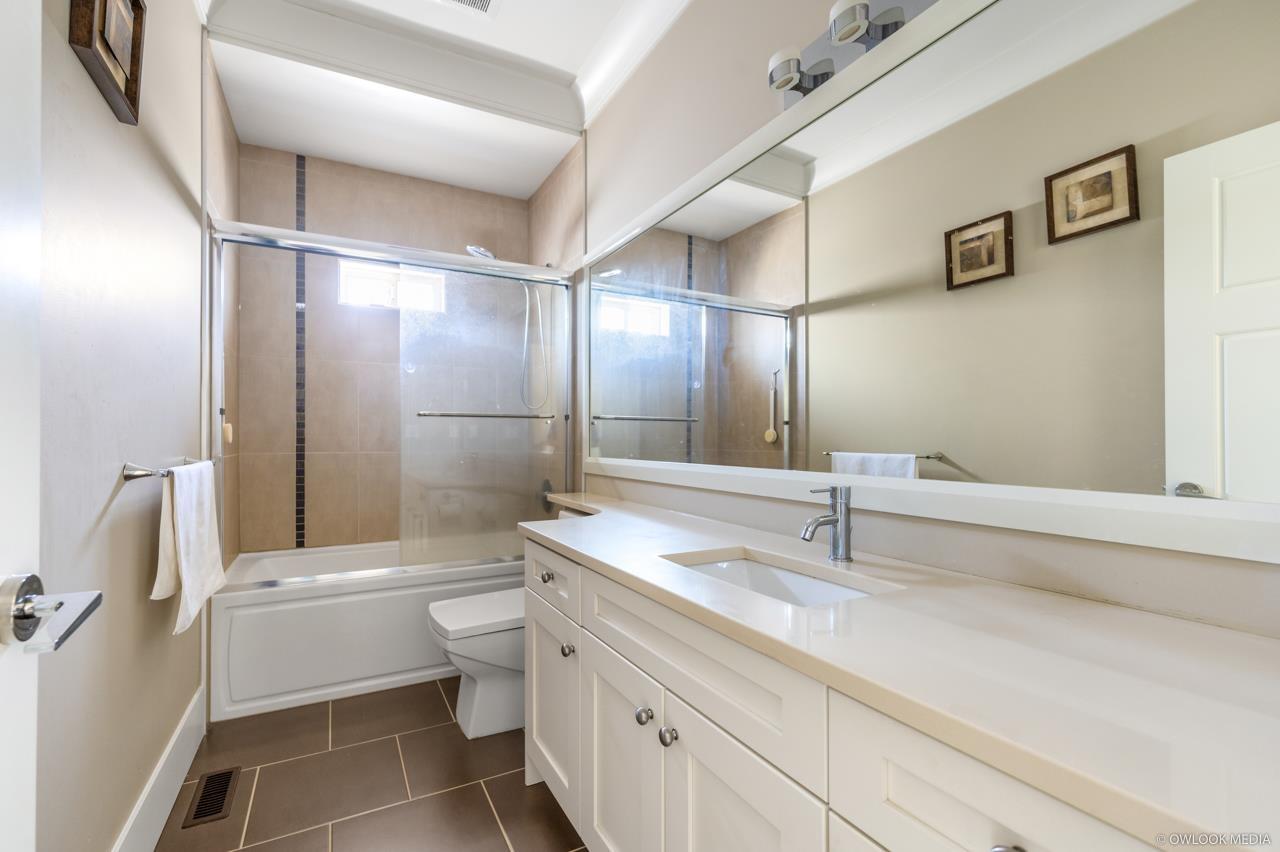 Photo 22 of 16228 25 Avenue, Surrey BC