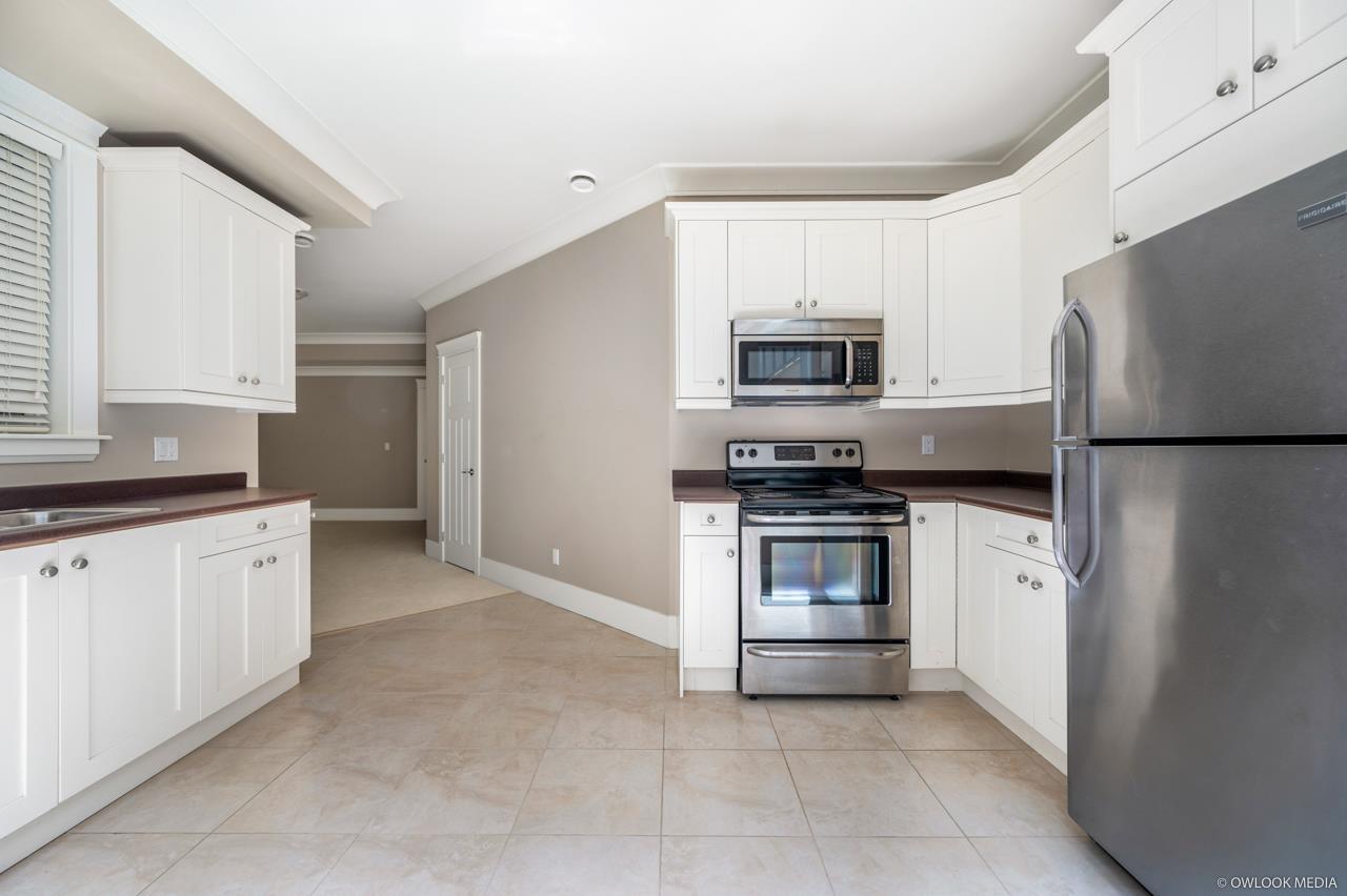 Photo 25 of 16228 25 Avenue, Surrey BC