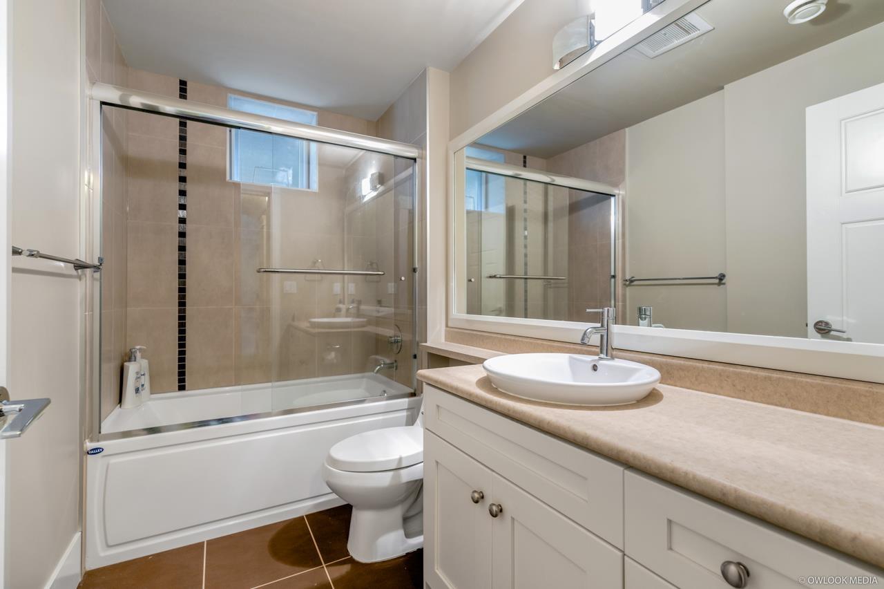 Photo 27 of 16228 25 Avenue, Surrey BC