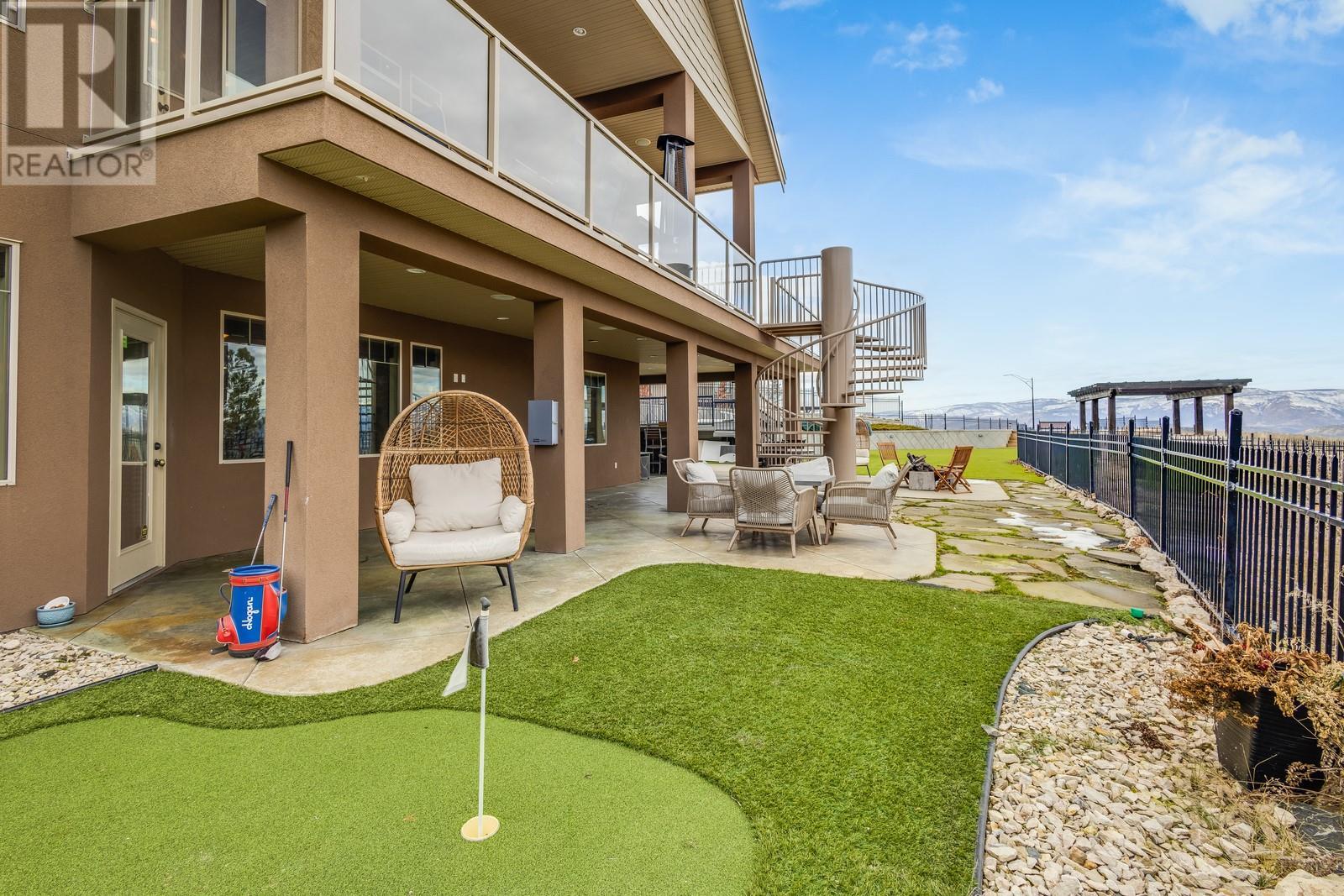 Photo 7 of 1830 Birkdale Avenue, Kelowna BC