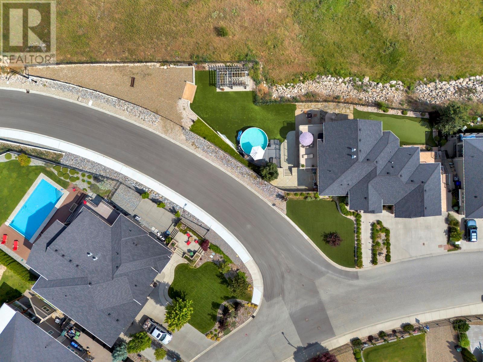 Photo 5 of 1830 Birkdale Avenue, Kelowna BC
