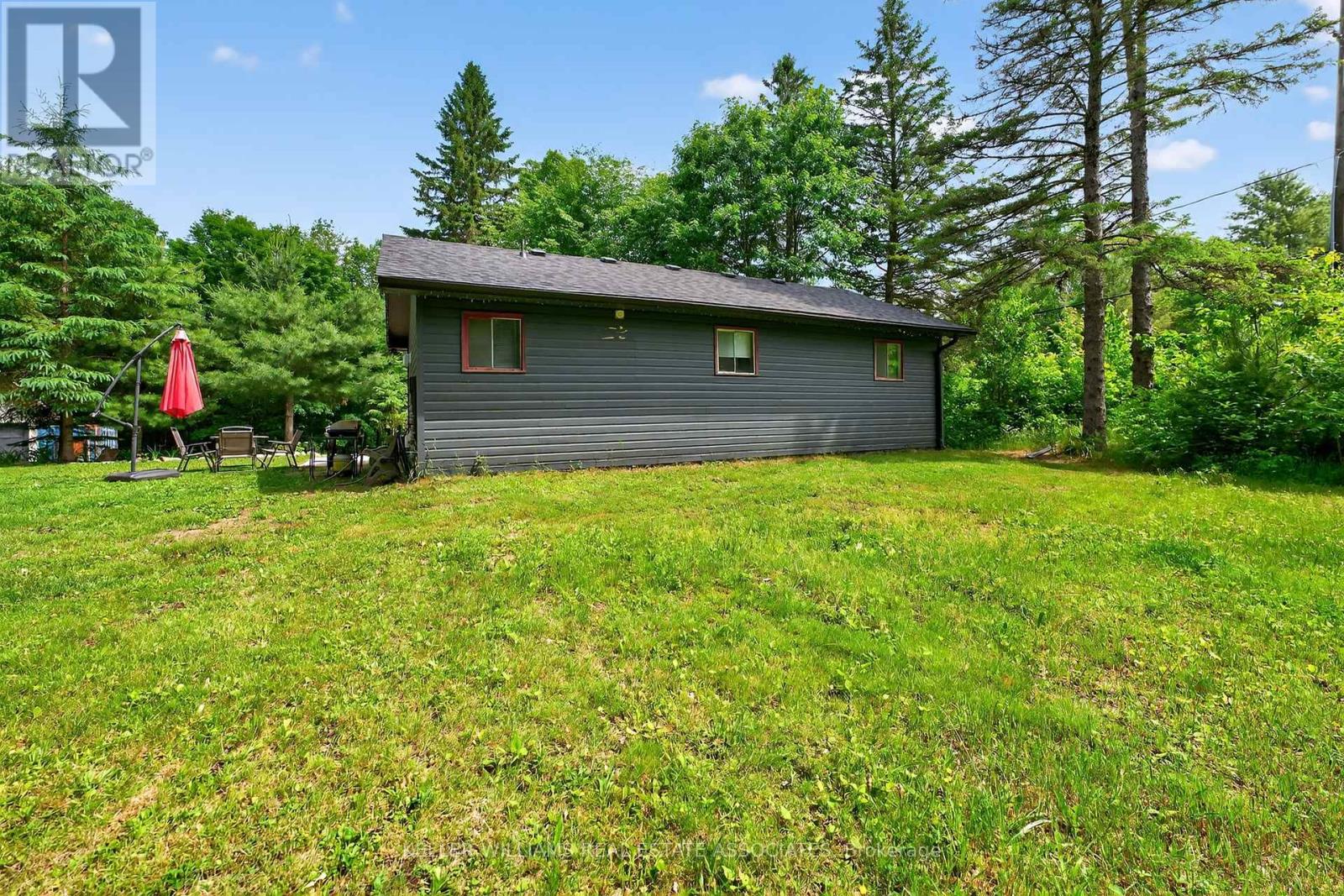 Photo 16 of 17377 35 Highway, Algonquin Highlands ON