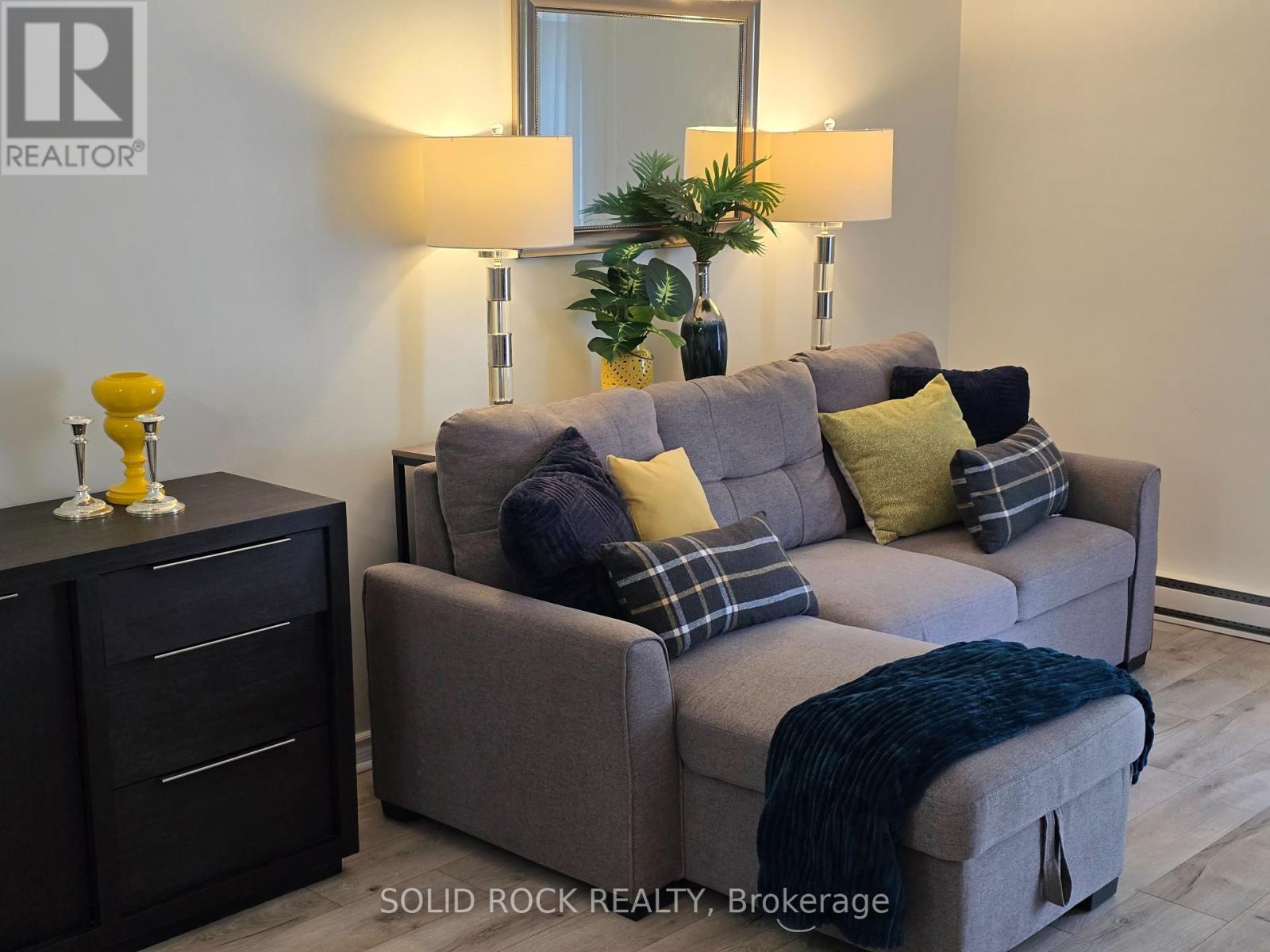 Photo 18 of 9 740 Morin Street N, Ottawa ON