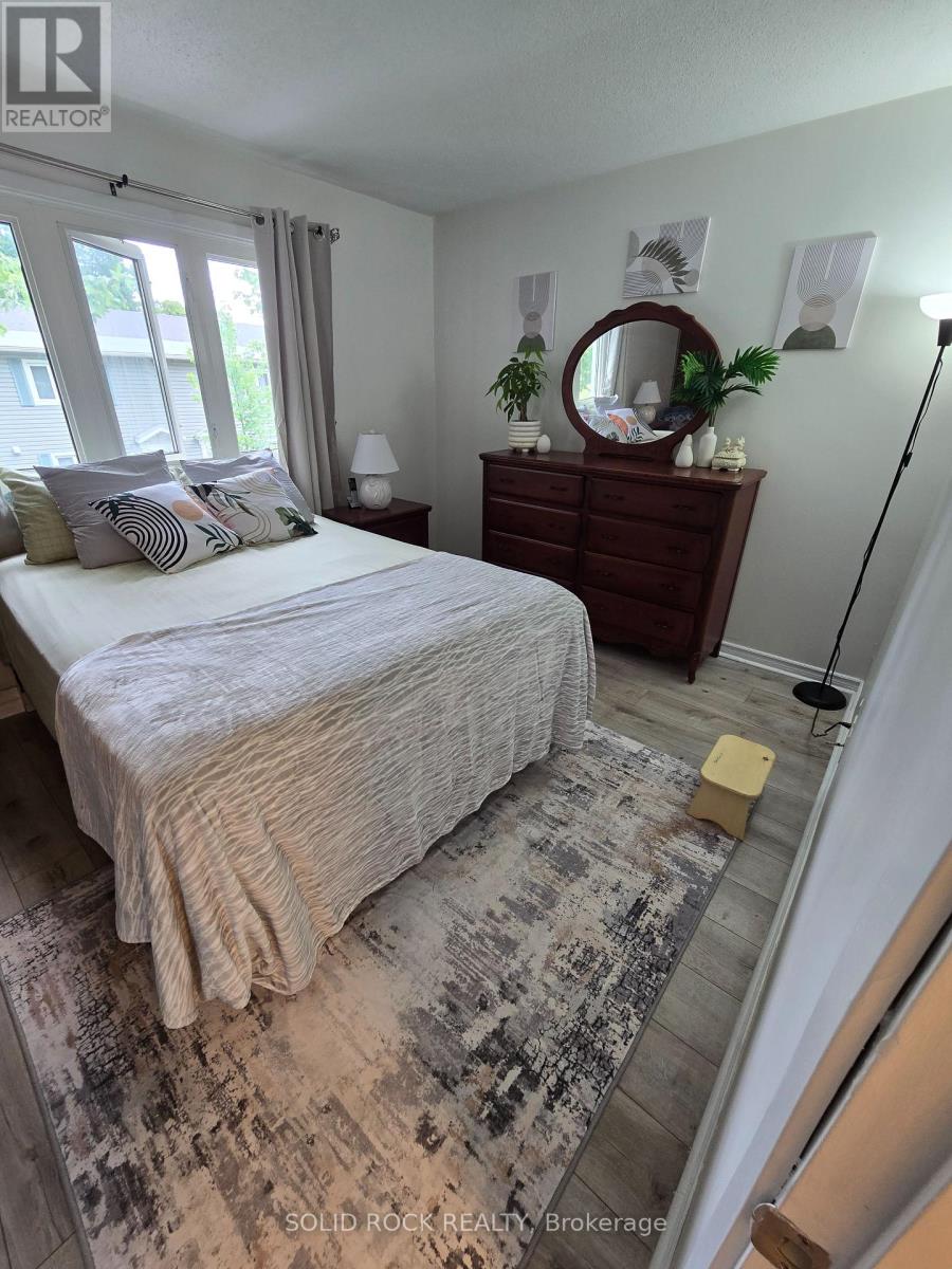 Photo 24 of 9 740 Morin Street N, Ottawa ON