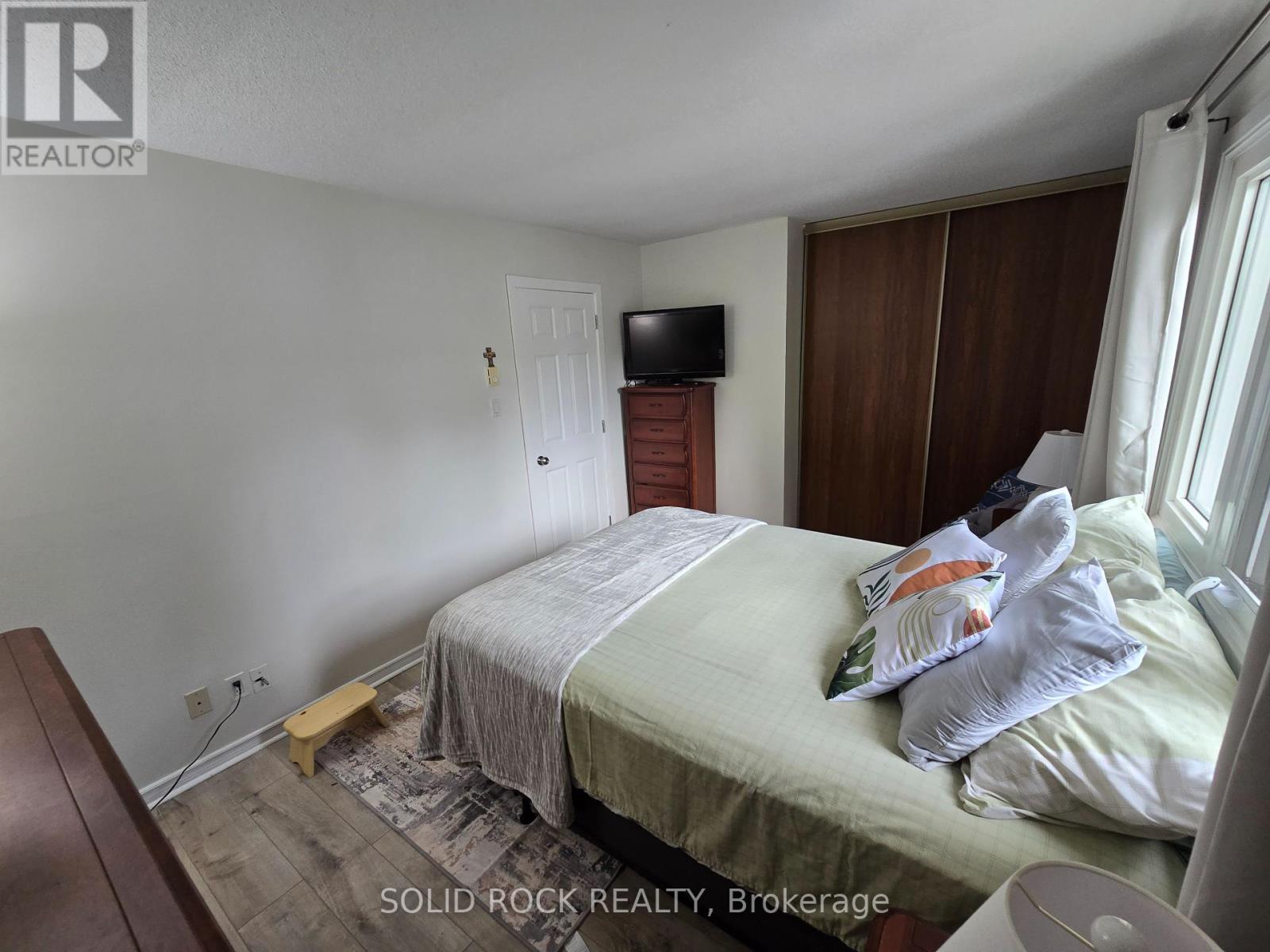 Photo 12 of 9 740 Morin Street N, Ottawa ON