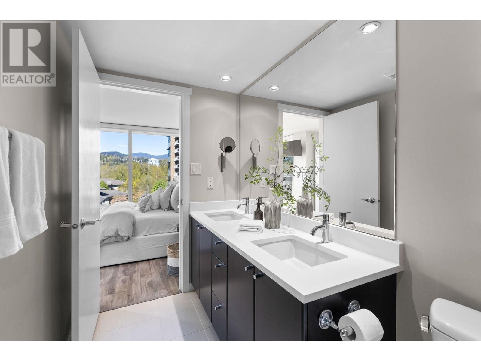 Photo 14 of 706 651 Nootka Way, Port Moody BC