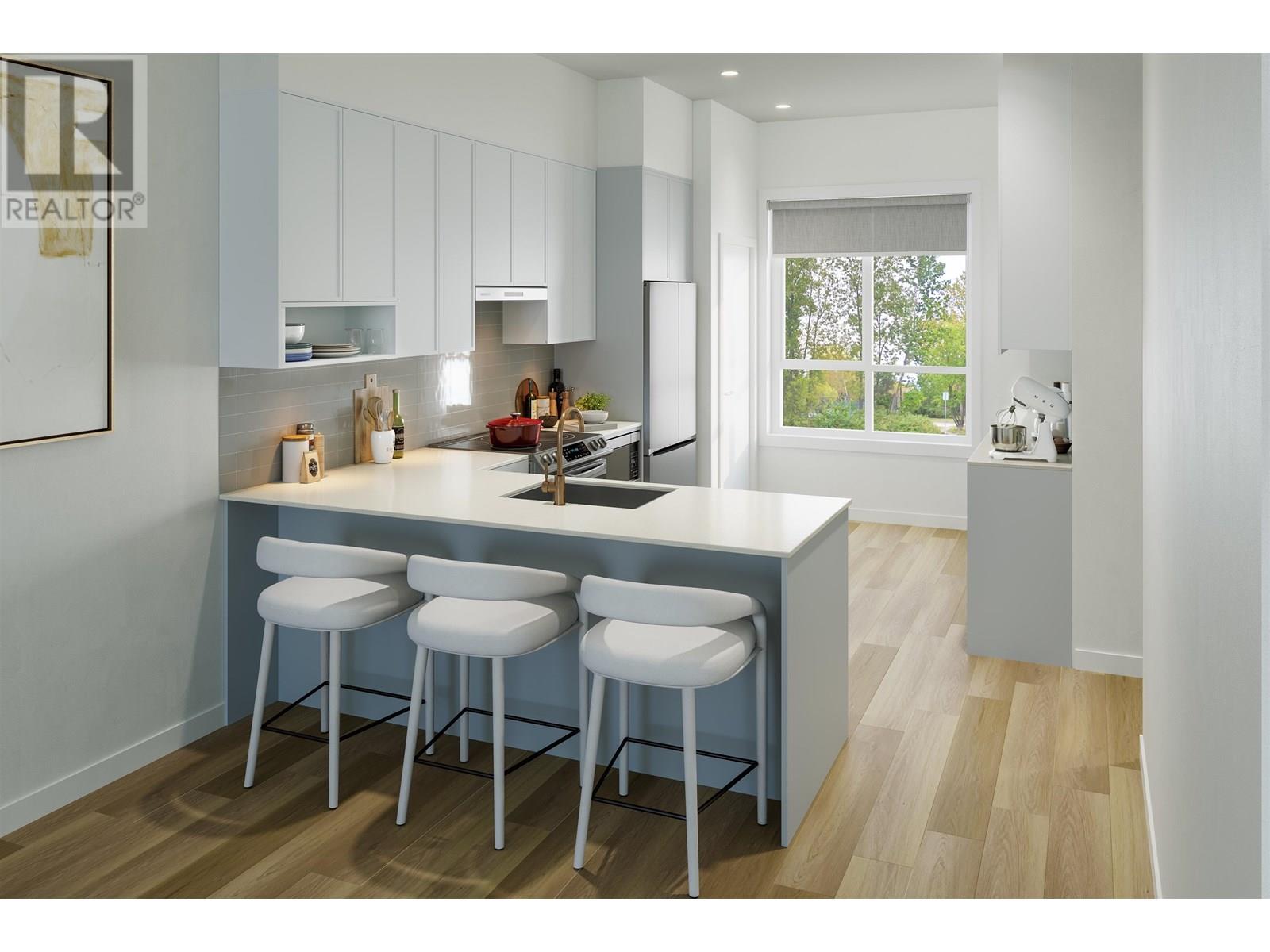 Photo 4 of 12 728 Lea Avenue, Coquitlam BC