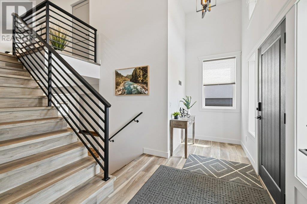 712 Lake Court, West Kelowna