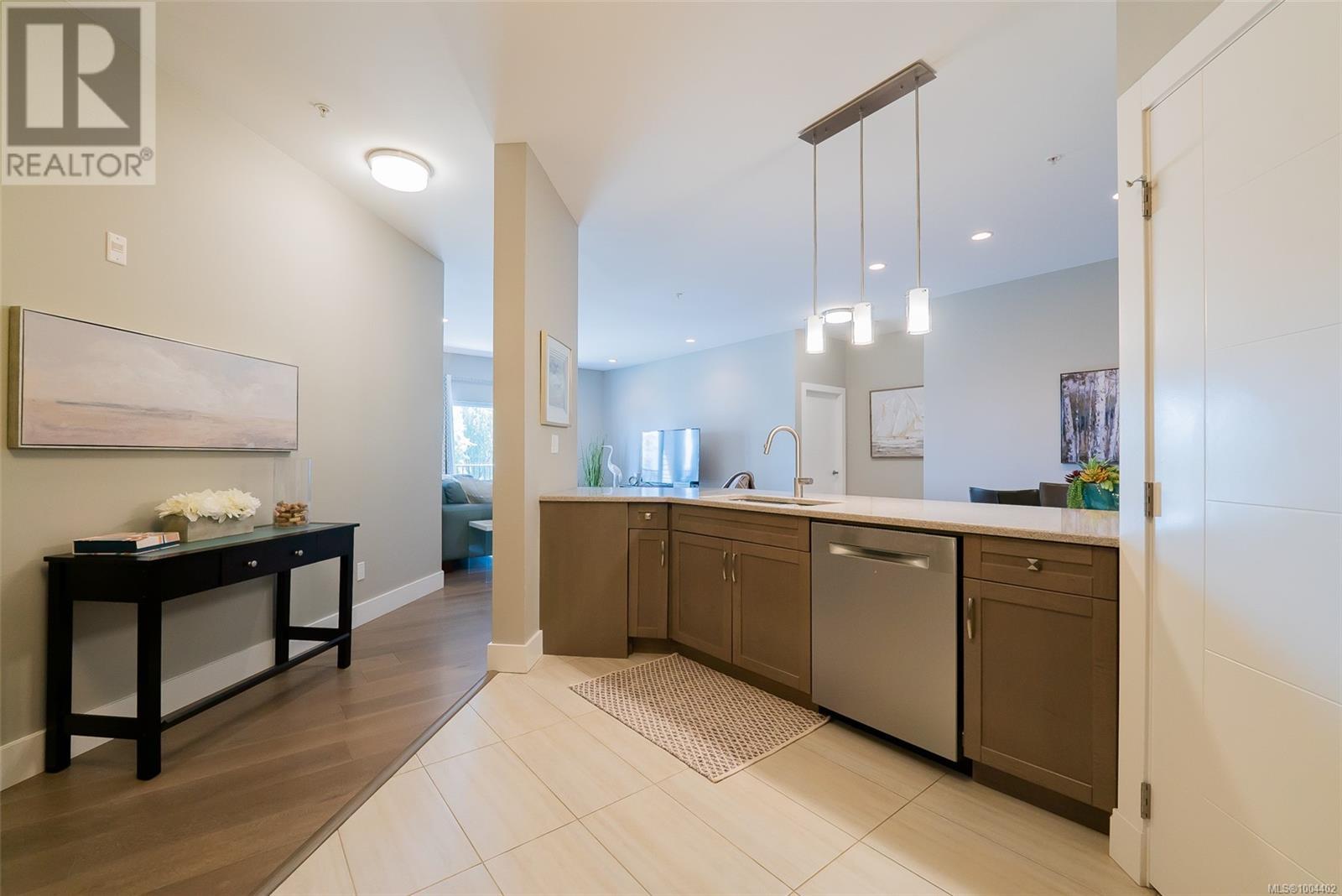 304 104 Esplanade St, Nanaimo