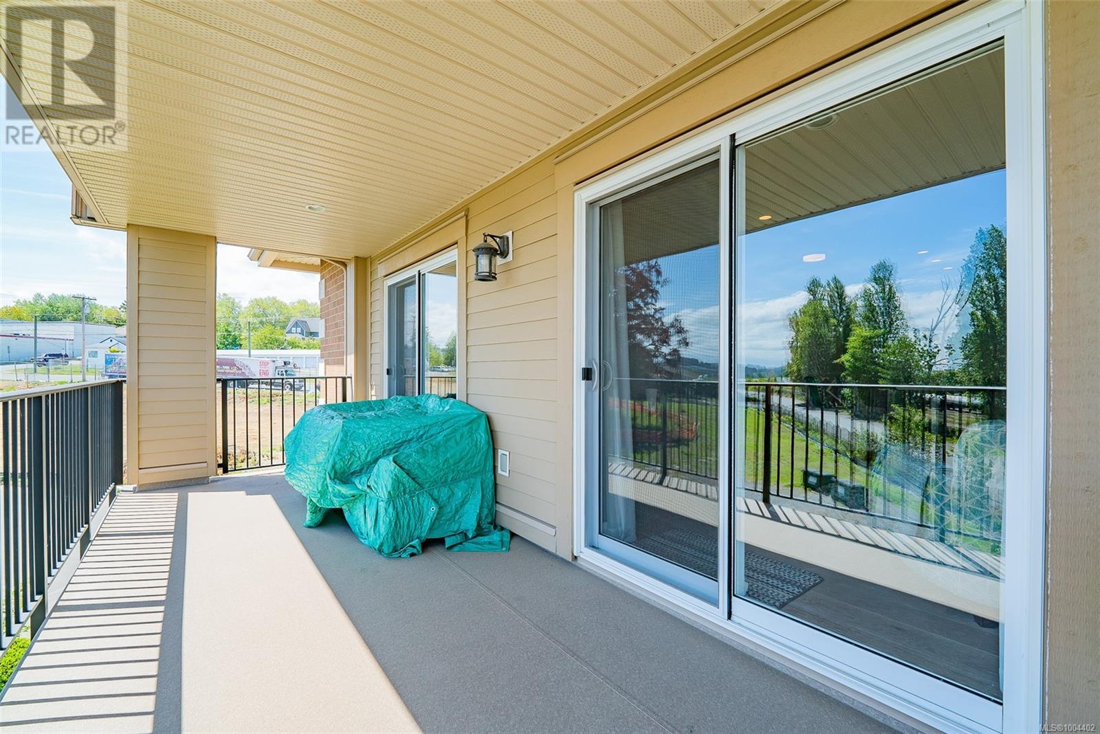 304 104 Esplanade St, Nanaimo