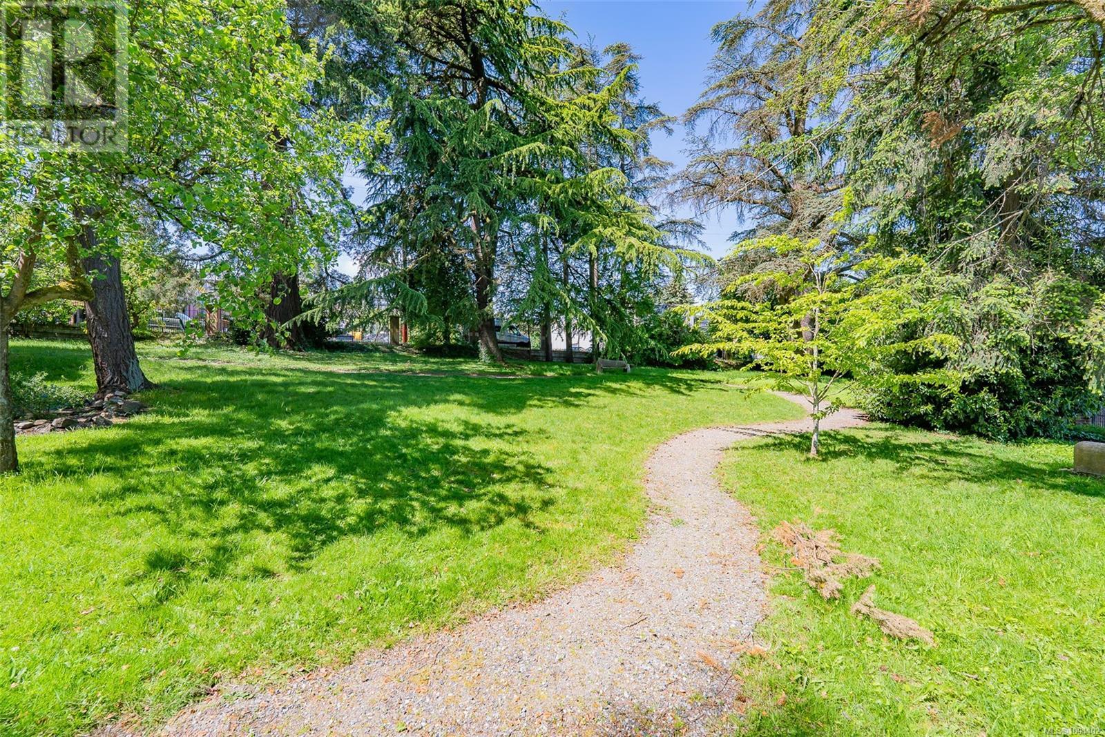304 104 Esplanade St, Nanaimo