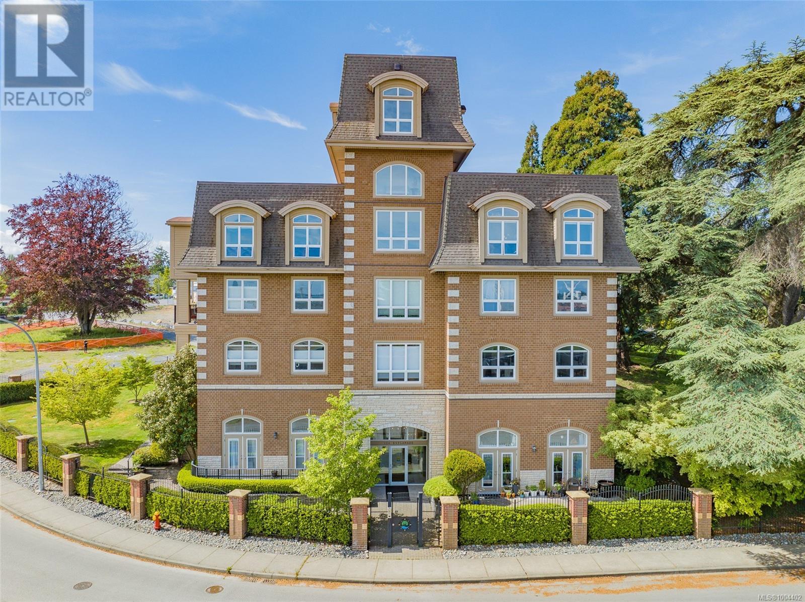 304 104 Esplanade St, Nanaimo
