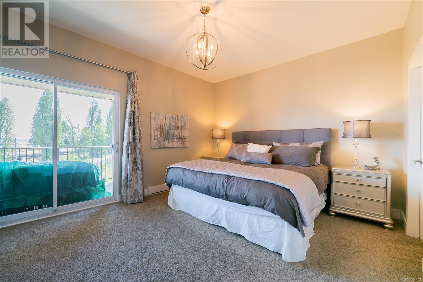 304 104 Esplanade St, Nanaimo