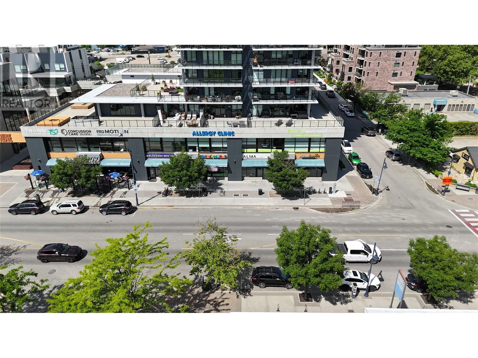 102 3030 Pandosy Street, Kelowna