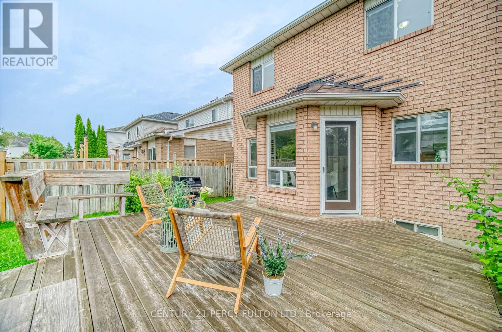 Photo 9 of 177 Wilkins Crescent, Clarington ON