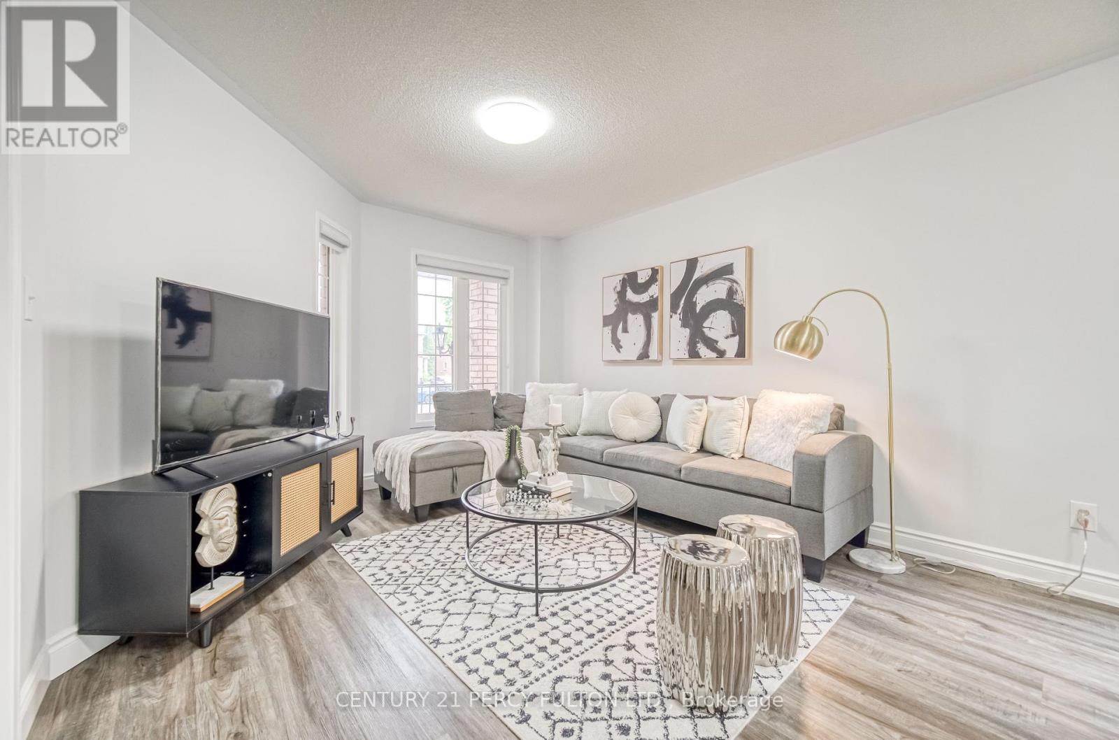 Photo 44 of 177 Wilkins Crescent, Clarington ON