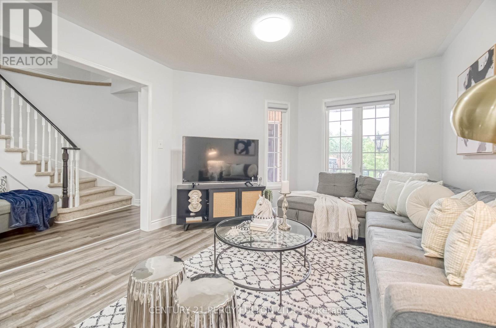 Photo 24 of 177 Wilkins Crescent, Clarington ON