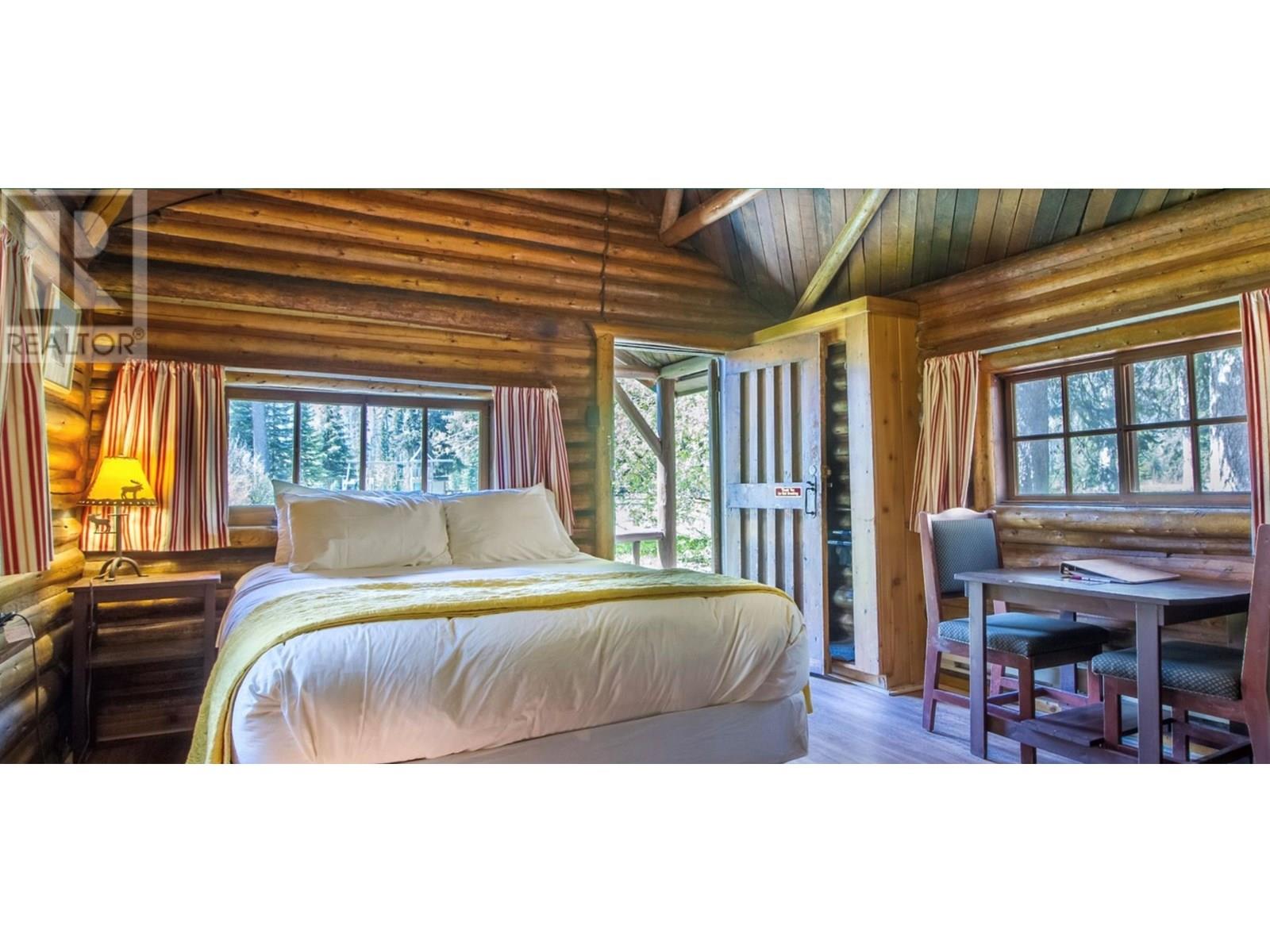  9500 Highway 93 Other South, Spillimacheen