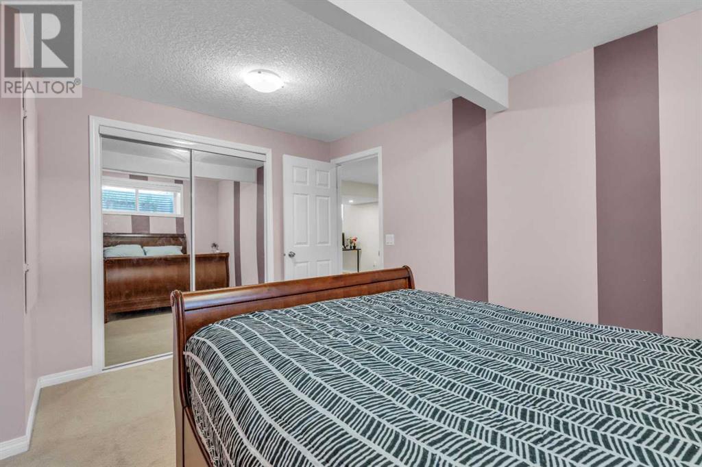 342 Bridleridge View SW, Calgary, Alberta