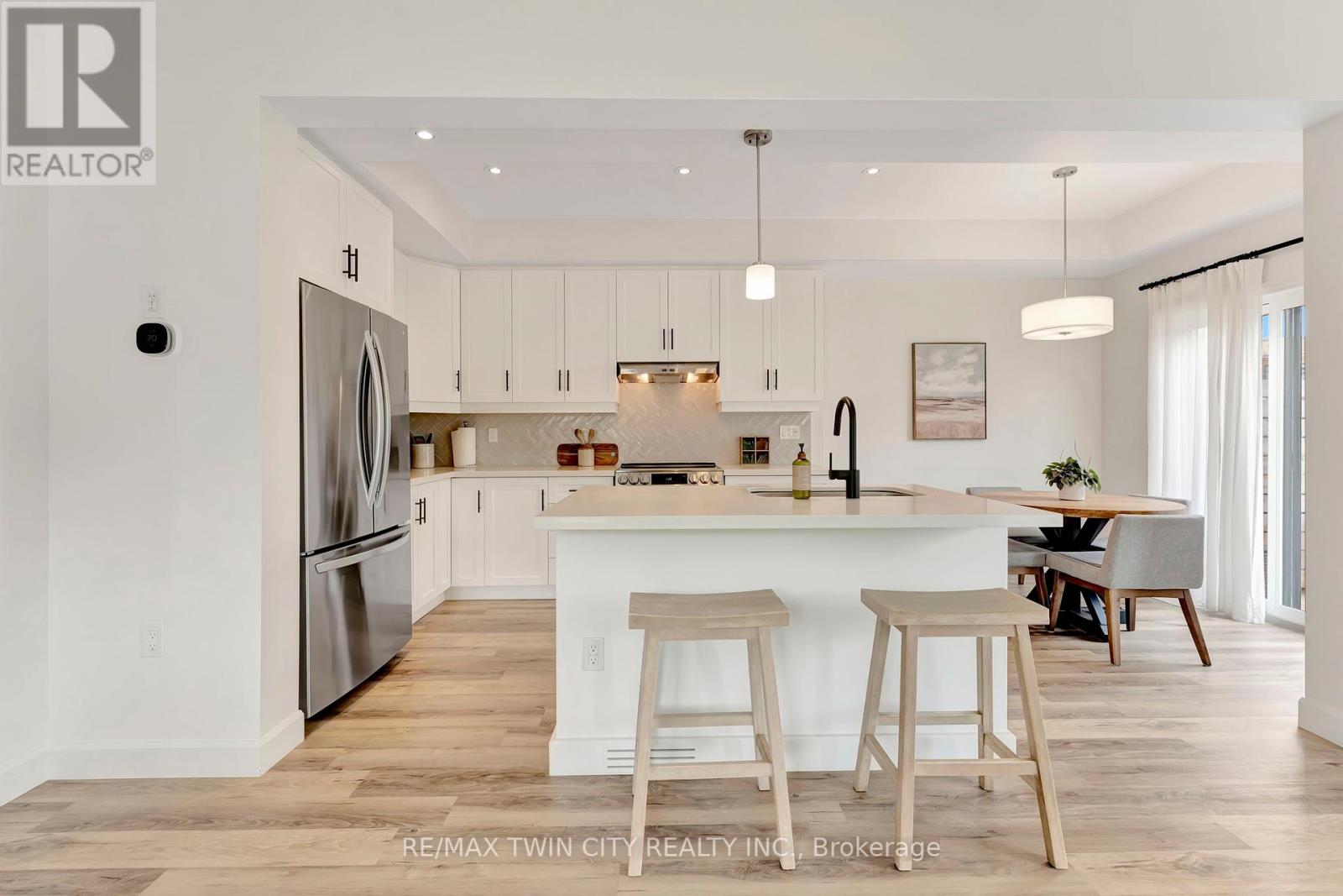 Single Family House for Sale in  SOUTHAM LANE Hamilton (Mountview) 