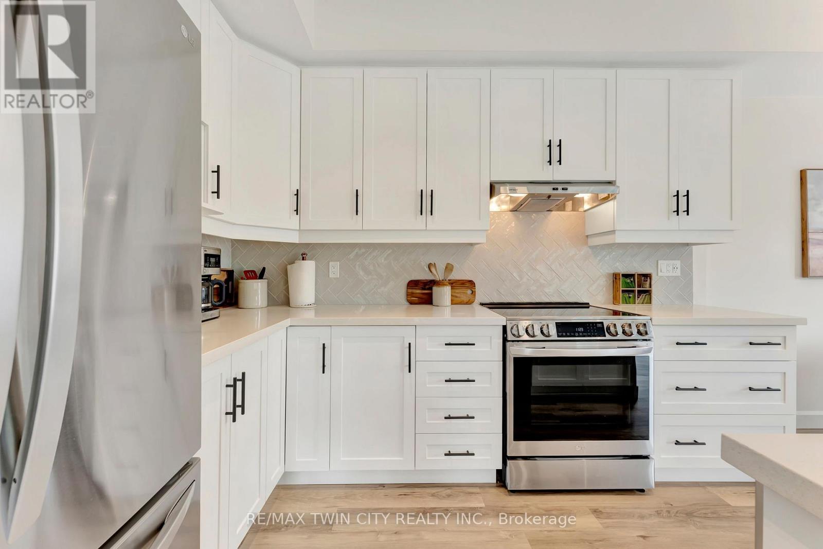 Single Family House for Sale in  SOUTHAM LANE Hamilton (Mountview) 