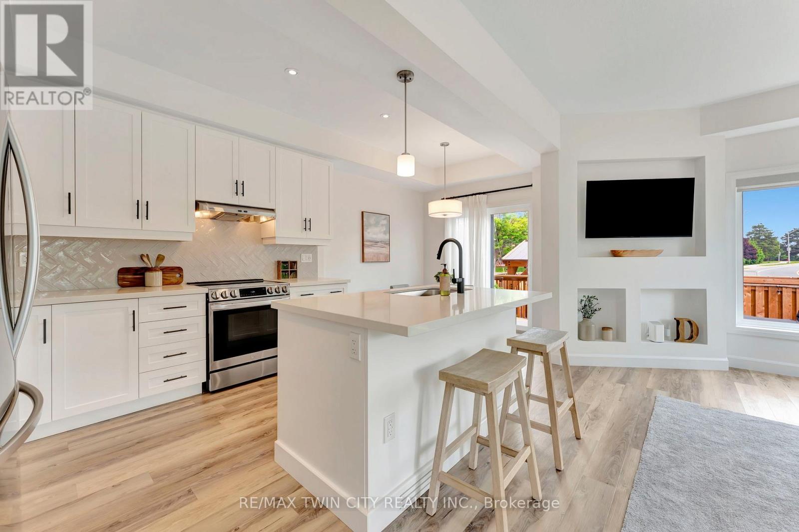 Single Family House for Sale in  SOUTHAM LANE Hamilton (Mountview) 