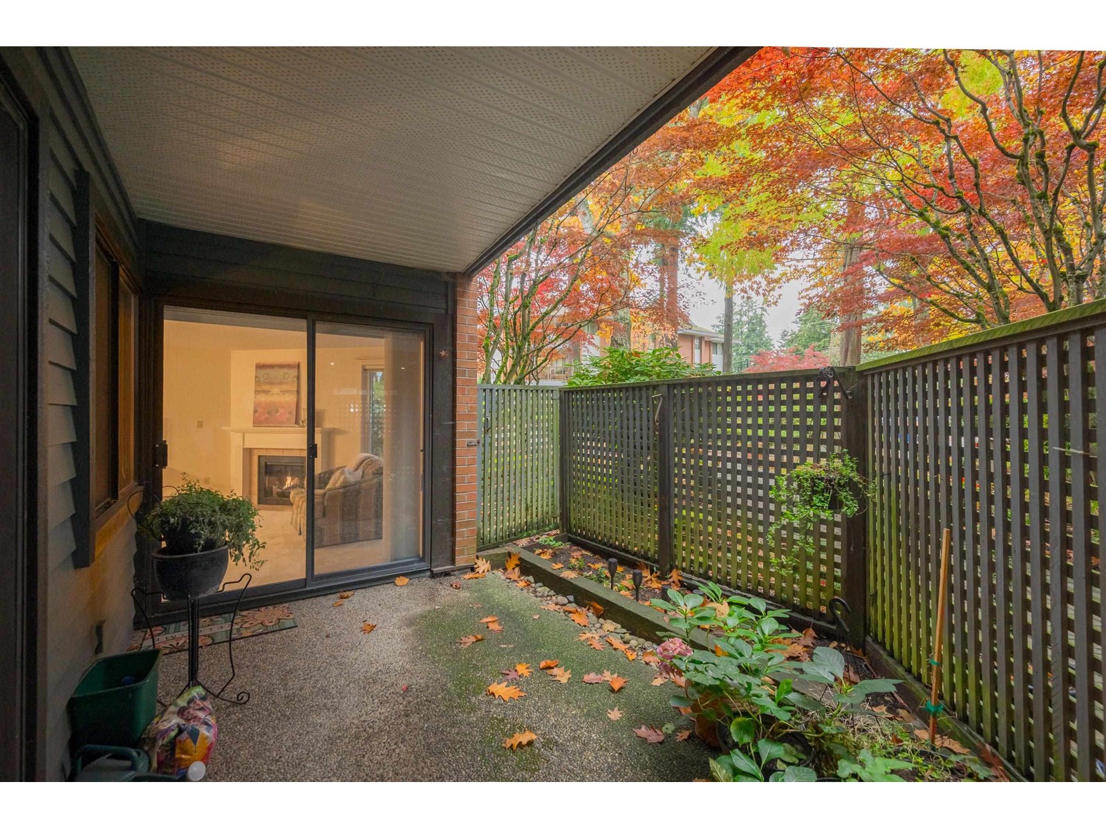 102 15300 17 AVENUE, Surrey