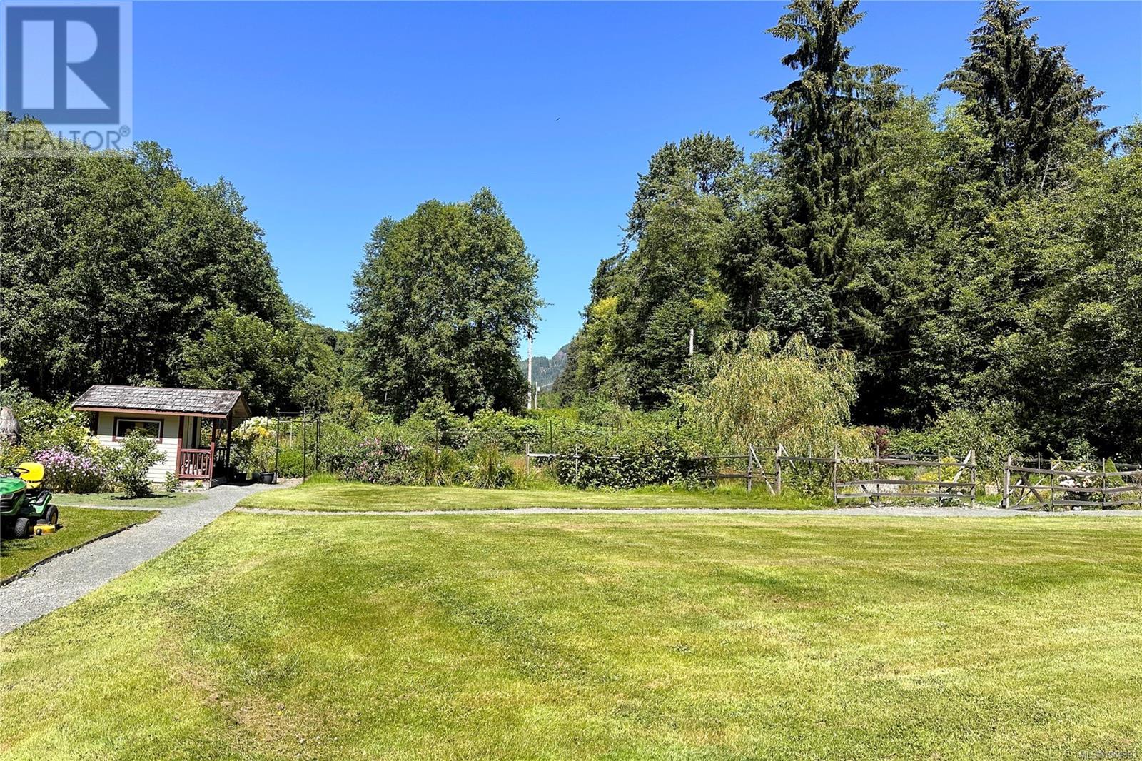 Photo 63 of 1165 Salmon River Main, Sayward BC