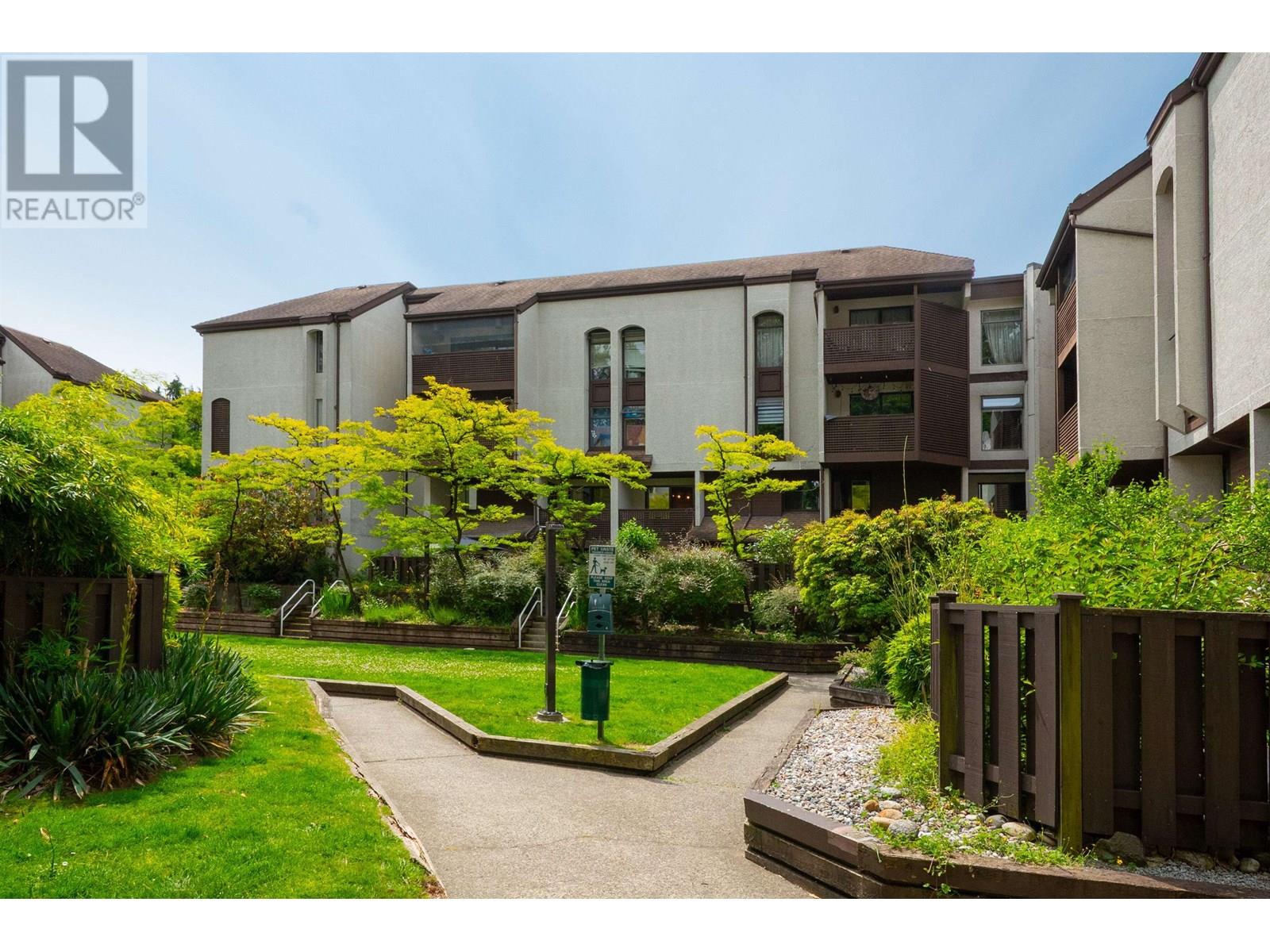 Photo 36 of 8 385 Ginger Drive, New Westminster BC