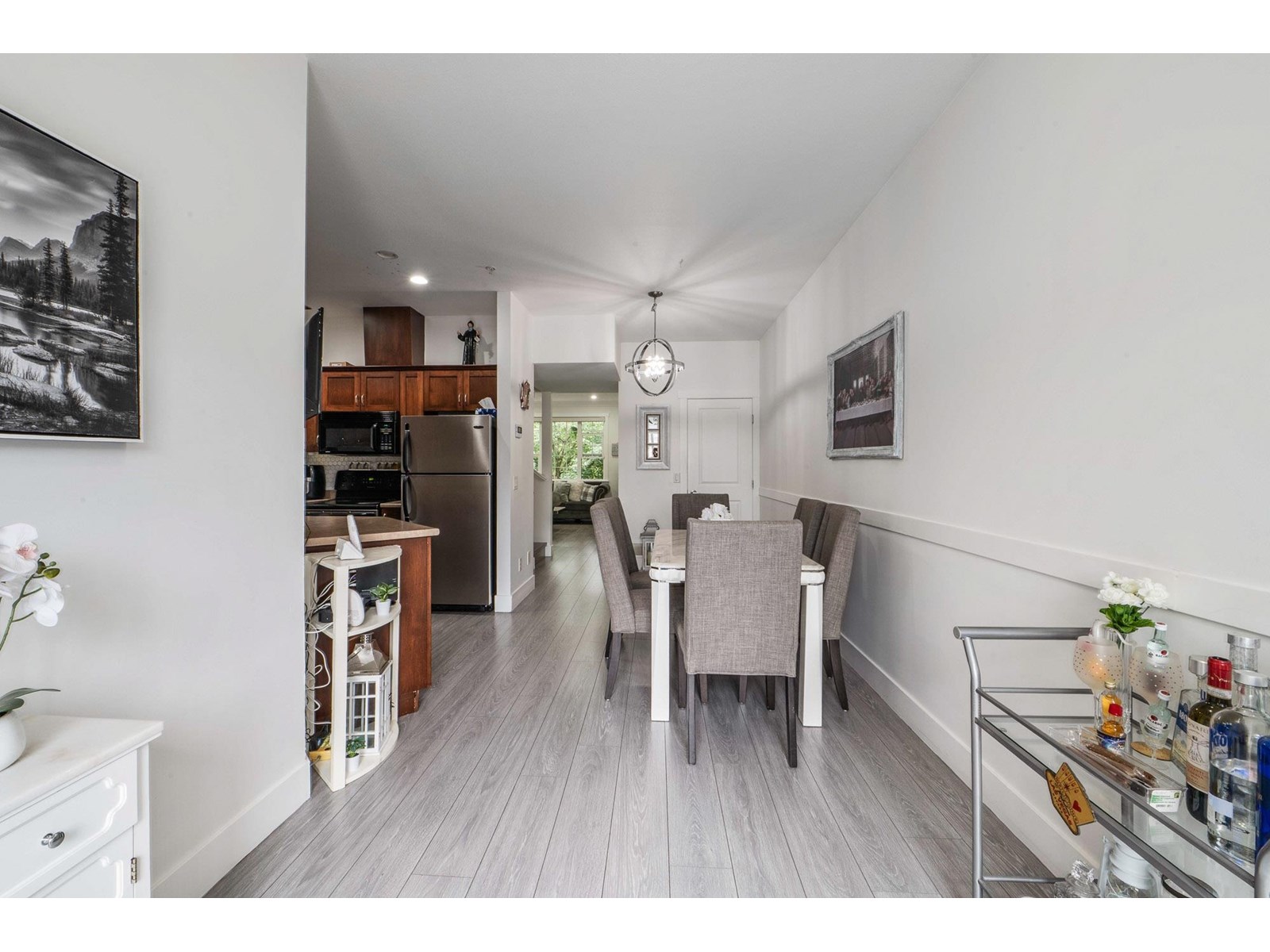 Photo 13 of 3 27283 30 Avenue, Langley BC