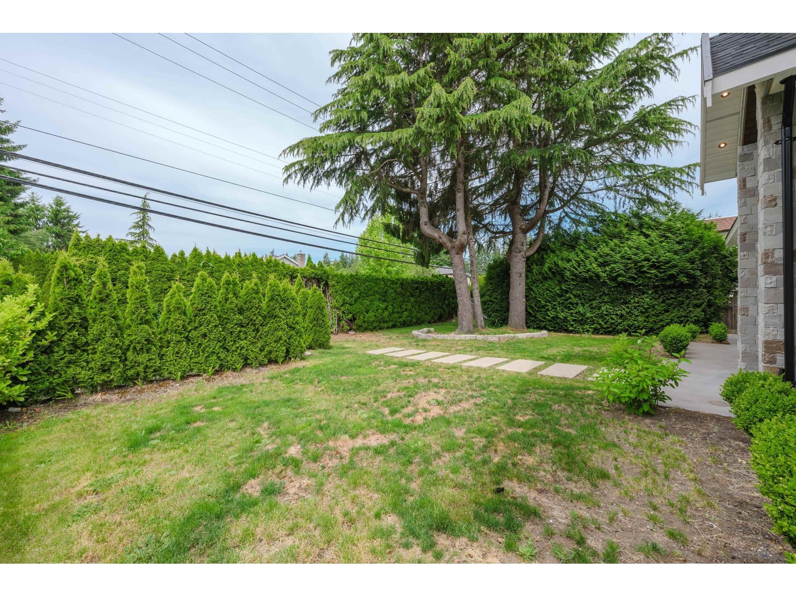 Photo 2 of 1938 140 Street, Surrey BC