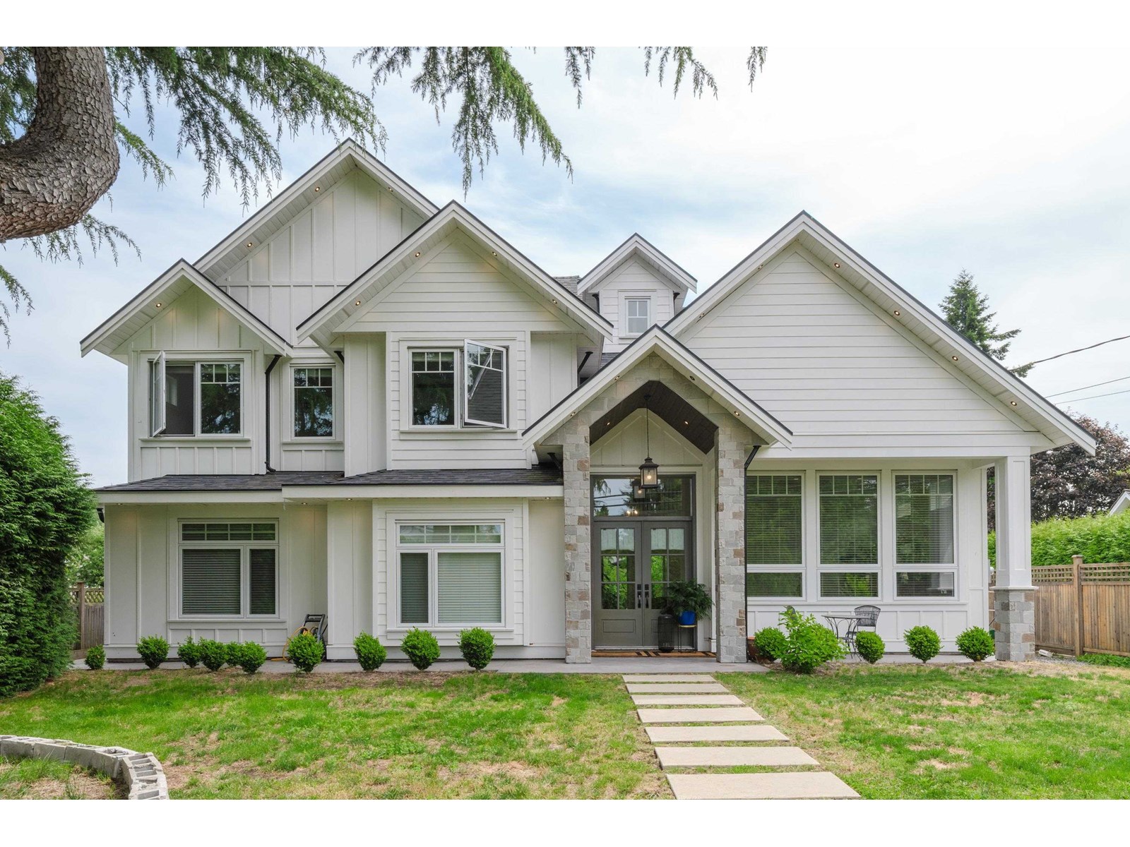 Photo 1 of 1938 140 Street, Surrey BC