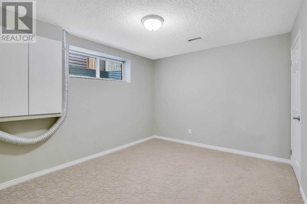 Single Family House for Sale in  Saddleland Drive NE Saddle Ridge Calgary 