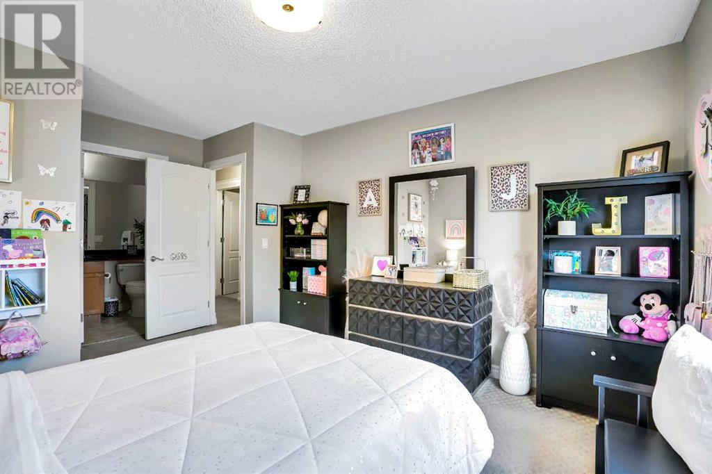 Single Family House for Sale in  Saddleland Drive NE Saddle Ridge Calgary 