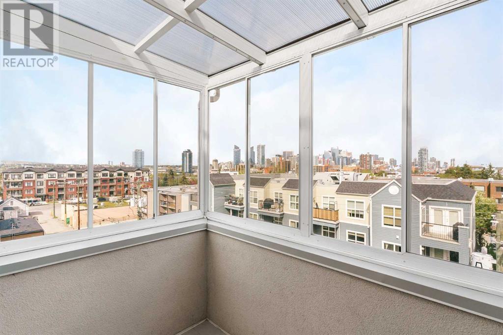 Single Family House for Sale in   Avenue SW Bankview Calgary 