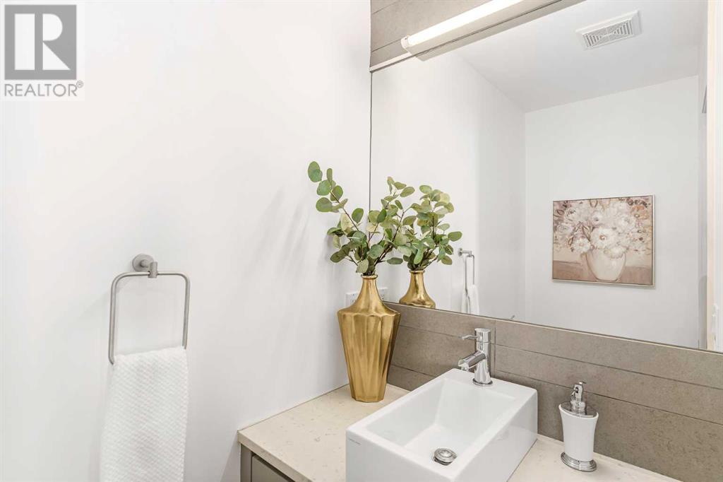 Single Family House for Sale in   Avenue SW Bankview Calgary 