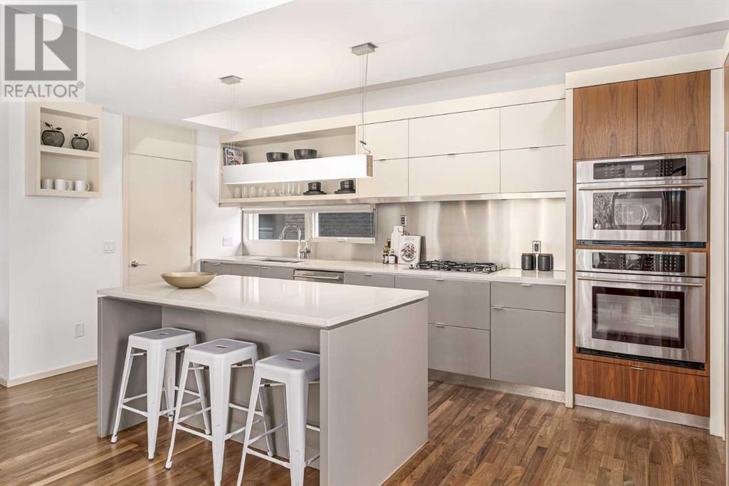Single Family House for Sale in   Avenue SW Bankview Calgary 