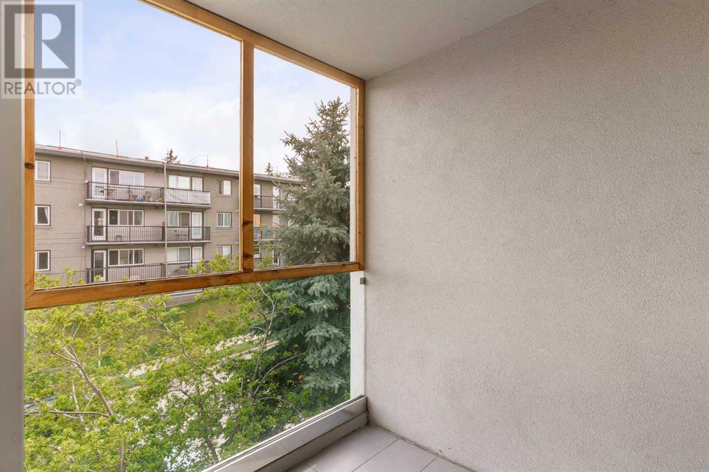 Single Family House for Sale in   Avenue SW Bankview Calgary 