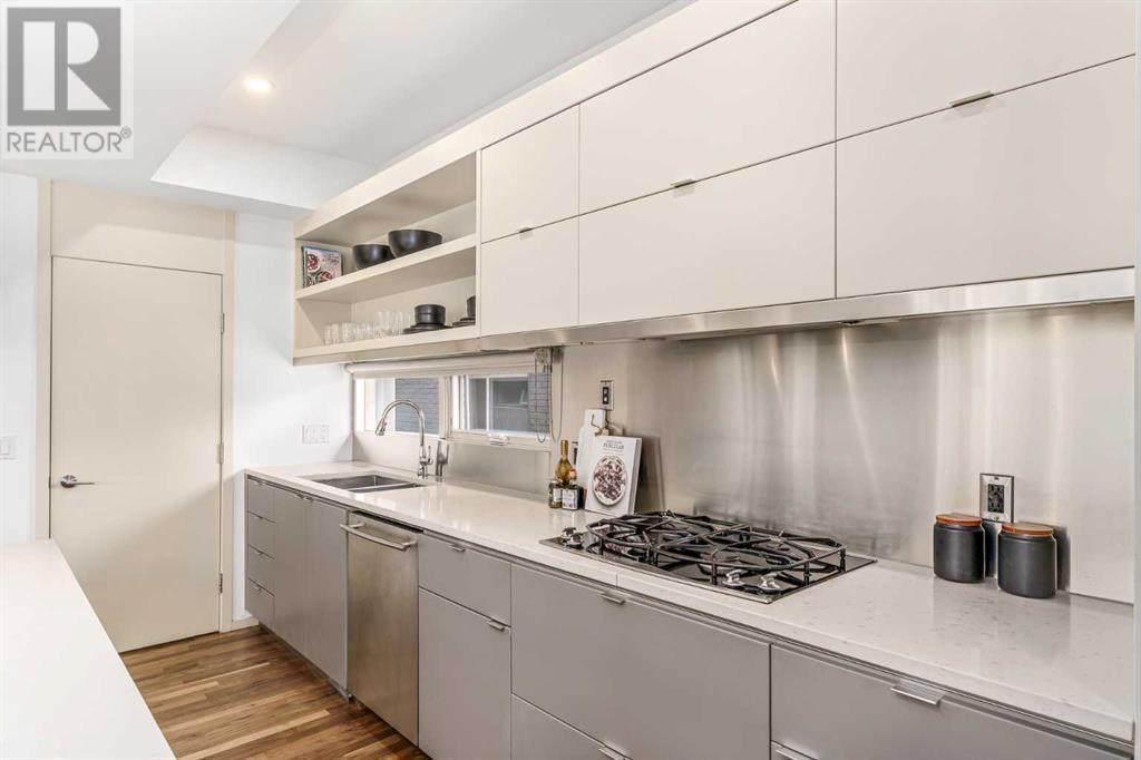 Single Family House for Sale in   Avenue SW Bankview Calgary 