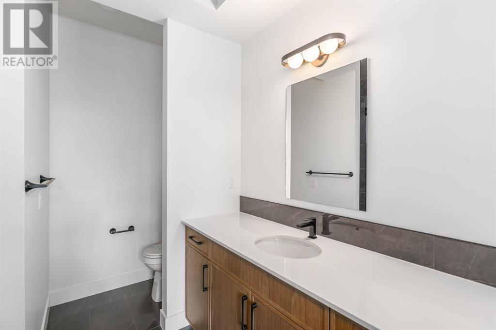 Single Family House for Sale in    Avenue SW Richmond Calgary 