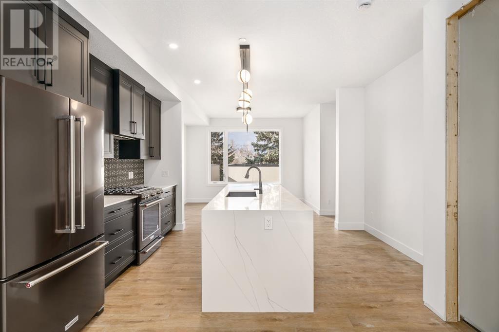 Single Family House for Sale in    Avenue SW Richmond Calgary 