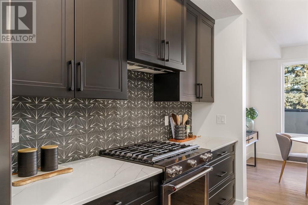 Single Family House for Sale in    Avenue SW Richmond Calgary 