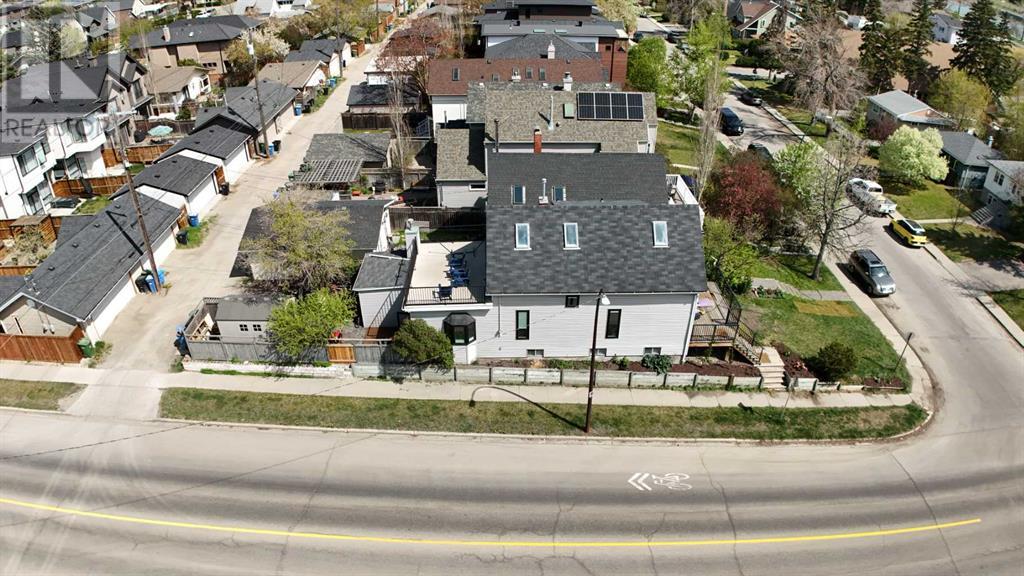 Single Family House for Sale in  Broadview Road NW West Hillhurst Calgary 